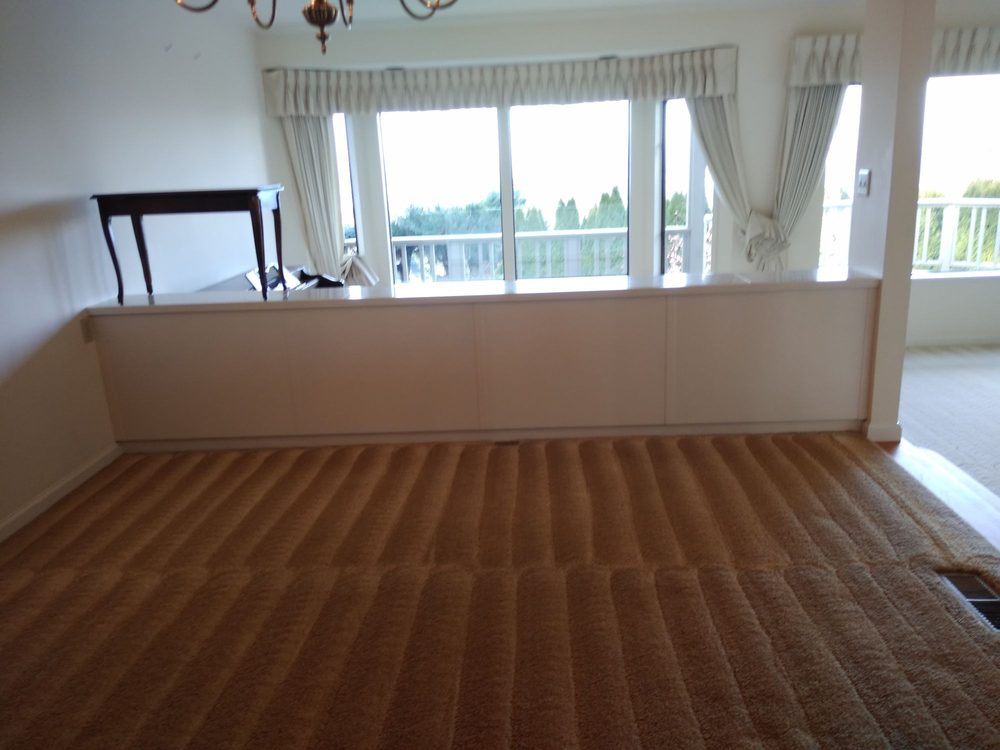 Room with cleaned carpets